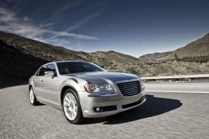 Chrysler 300C Glacier Edition 2013 года